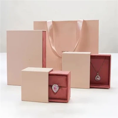 Bản in logo tùy chỉnh Giấy ngăn kéo Slider Quà tặng Hộp đồ trang sức Bán buôn